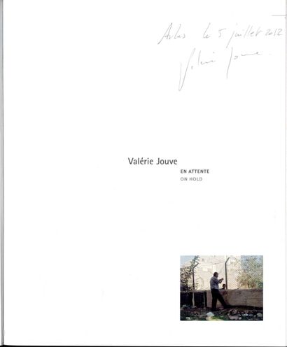 null JOUVE, Valérie (née en 1964) [Signed]
2 ouvrages.

*En attente – On Hold.
Paris,...