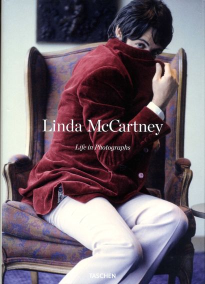 null McCARTNEY, Linda (1941-1988)

Life in photographs.
Cologne, Taschen, 2012.

Grand...