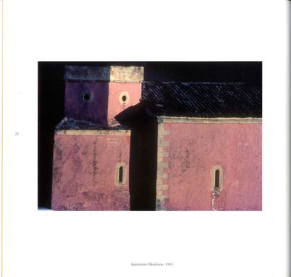 null FONTANA, Franco (né en 1933) [Signed]

Franco Fontana.
Rome, Postcart, 2010.

In-4...