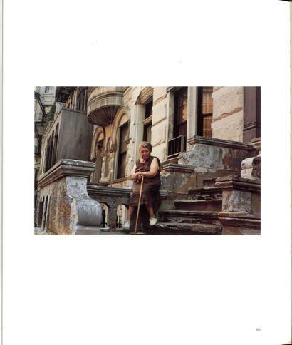 null LEVITT, Helen (1913-2009)
2 ouvrages.

*Helen Levitt, un lyrisme urbain.
Cherbourg,...