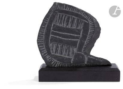 null Raoul UBAC [Franco-Belgian] (1910-1985
)Composition, circa
1950-55Sculpted
slate
.
Monogrammed...