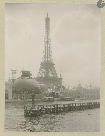 null BOISSONNAS, FRÉDÉRIC (1858-1946) [Signed]
Souvenir de Paris 1900.
Portfolio...