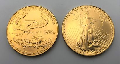 null 
2 pièces de 50 Dollars en or (22K) , dans un sachet numéroté 2021-0045:

-...