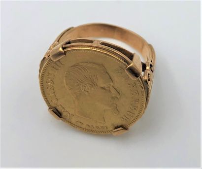 Pièce de 10 Francs Napoléon III en or, montée...