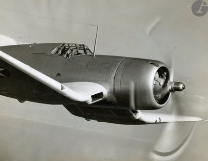 null Rudy Arnold - Robert Yarnall (1908–1984)
Aviation américaine, c. 1944-1946....