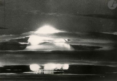 null Photographes de l’U. S. Air Force - Harry Lederhandler 
Essais nucléaires américains,...