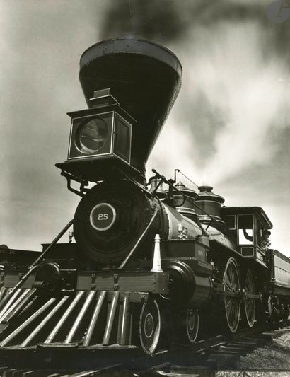 null A. Aubrey Bodine (1906-1970)
États-Unis, 1952-1956. 
Old locomotives. Fireman’s...