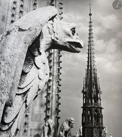  Albert Monier (1915-1998) Paris, c. 1950. Sainte-Chapelle. Notre-Dame de Paris....