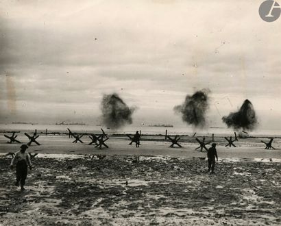 null Photographes de presse 
Débarquement des troupes alliées en Normandie, 6 juin...