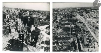 null Photographe non identifié
Villes allemandes après les bombardements, c. 1945....