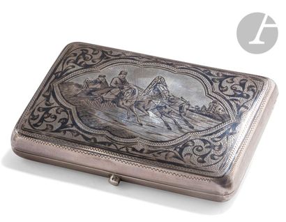  MOSCOW END OF THE 19th CENTURY Cigarette case in silver niello depicting a sledge...