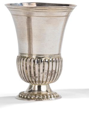  STRASBOURG 1682 - 1725 Silver goblet of flared form, the pedestal embossed with...