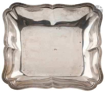 PARIS EARLY 20th CENTURY Square silver bowl...