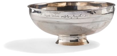 null 
GEORGIA : TIFLIS (TBILISI) 1847



Circular silver bowl resting on a frame...