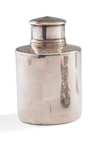  PARIS 1809 - 1818 Cylindrical bottle in plain silver complete with its screw cap...