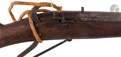 null Strong rifle of rampart with wick.

Strong barrel with sides, with notch of...