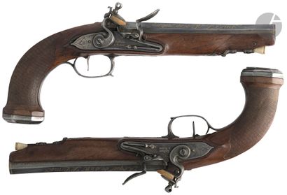 null Pair of officer's flintlock pistols. 

Barrels with sides, smooth, slightly...