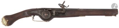 null Large external wheel gun under bell 

engraved barrel, brass fittings, walnut...