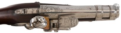  Pistolet d officier de maréchaussée modèle 1770. 
Canon rond à méplats au tonnerre...