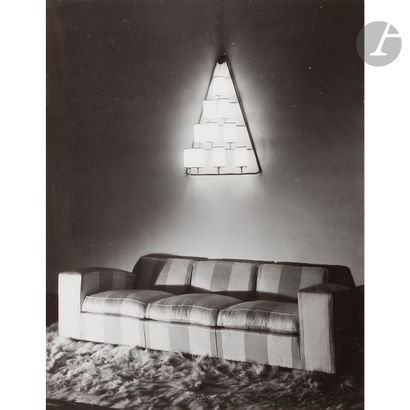 null ARCHIVES JEAN ROYÈRE (1902-1981)
Rare et important ensemble de 24 photographies...