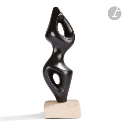 null GEORGES JOUVE (1910-1964)
Sans tire, circa 1954
Rare sculpture de forme libre.
Épreuve...