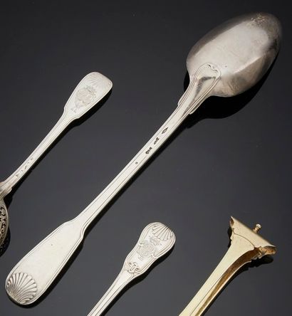 null PARIS 1773 -
1774Silver stew
spoon
, model filet coquille.
Master goldsmith...