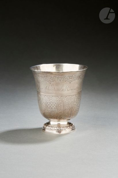 null PARIS 1724 -
1725Silver tulip
chalice
resting on a pedestal molded with ovals...
