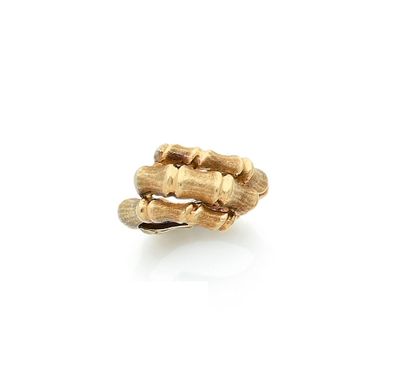 null Bague bambou en or 18K (750). Tour de doigt : 55. Poids : 8,6 g

A gold bamboo...