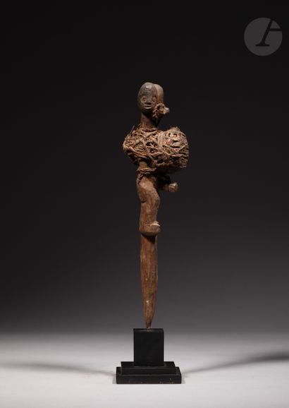 null Double-headed voodoo stake statuette, an important feature that targets the...