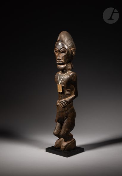 null Ancient and beautiful male waka sona statuette, undoubtedly an asie usu, embodied...