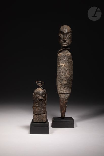null A lot gathering two voodoo statuettes, one of which is a piquet statuette with...