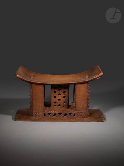 Beautiful five-legged stool, Mma Dwa model...