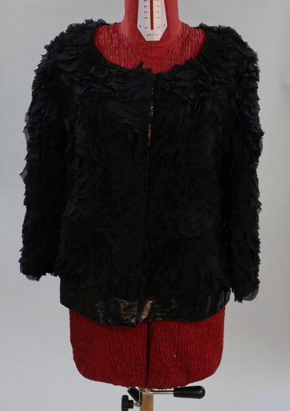 null Dolce & Gabbana et Longchamp. Lot de 4 pièces : 1 veste zippée en lainage noir...