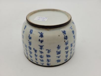 null Ensemble en porcelaine bleu blanc, Chine et Vietnam, XIXe siècle
Dont : 
- 1...