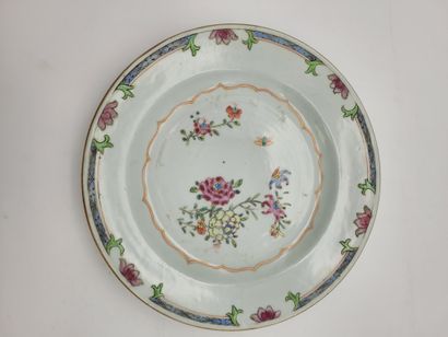 null 11 polychrome porcelain plates, China, Compagnie des Indes, XVIIIth centuryOf...