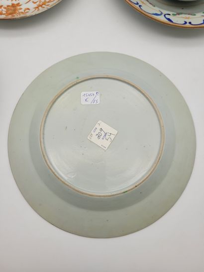 null 9 assiettes en porcelaine polychromes, Chine, XIXe - XXe siècles
Dont : 
- 4...
