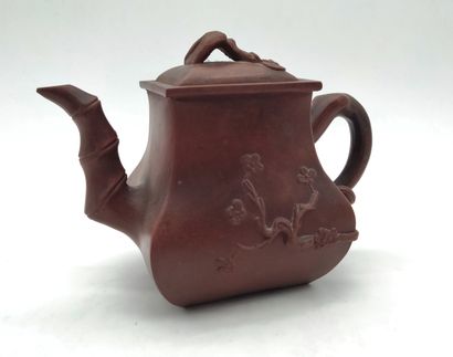 Terracotta teapot, China, 20th centuryMolded...