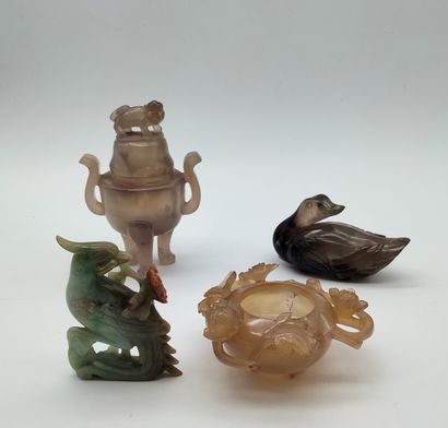 Lot of four hard stone pieces, China, 20th...