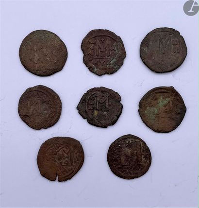 null Lot de 8 bronzes byzantins (Héraclius, Justin Ier etc.)

B à TB.