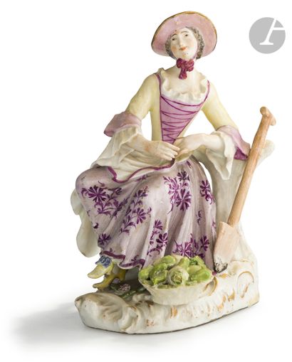 null Meissen
Groupe en porcelaine représentant une jeune jardinière assise, un panier...