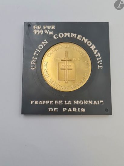 null Une pièce en or (24K) commemorative "Charles de Gaulle". Monnaie de Paris. 

Poids...