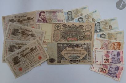 Lot de 14 billets anciens, étrangers (Croatie,...