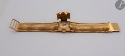 null Montre de dame "cachette" en or (18K). PHILIPPE EB Suisse. 

Poids brut: 41.1...