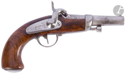 null 
Paire de pistolets d’officier de gendarmerie à percussion modèle 1836. {CR}Canons...