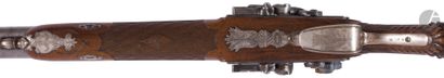  Double flintlock shotgun with the arms of the Sars du Catelet family. {CR}Barrels...