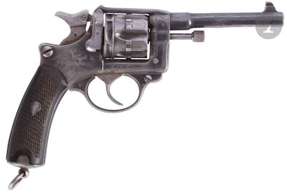  Revolver model 1892 civilian, six shots, caliber 8 mm, double action. {CR}Barrel...