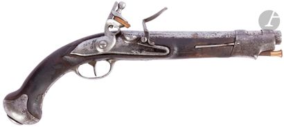  Flintlock pommel gun. {CR}Round barrel with thunder flats. Turntable and hammer...