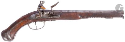  Flintlock pommel gun. {CR}Round barrel grooved with thunder. Gooseneck lock and...