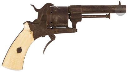  Revolver with pin system Lefaucheux, six shots, gauge 7 mm{CR} Round barrel with...