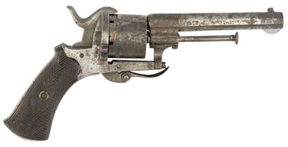 null Pinfire revolver, Lefaucheux system, six shots, 7 mm caliber{CR}Barrel with...